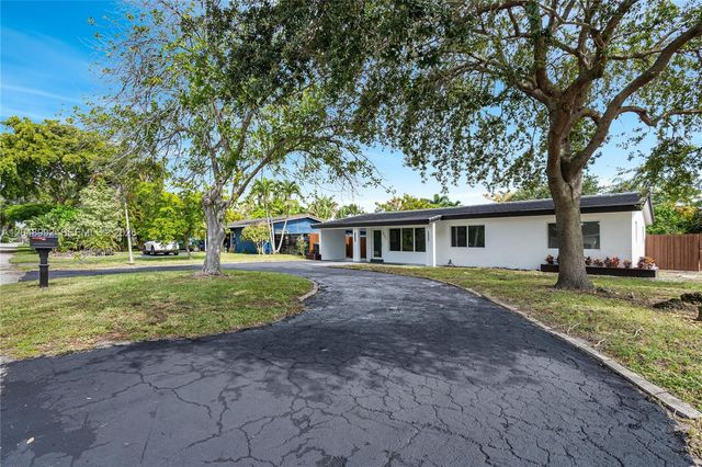 321 NW 36th Street, Oakland Park, FL 33309