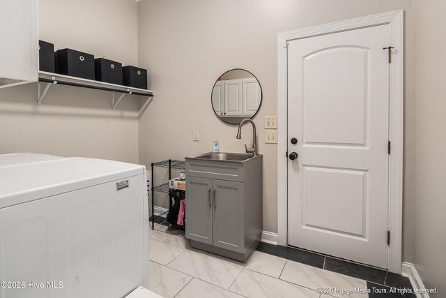 4000 Sterling Trace Drive, Winterville, NC 28590