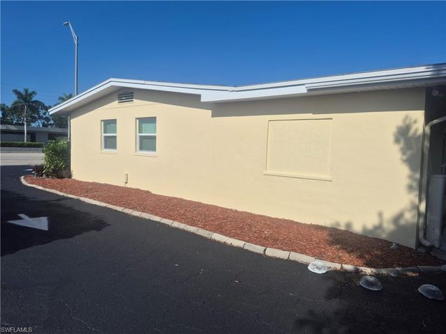 1625 Colonial BLVD, Fort Myers, FL 33907