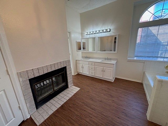 819 Over Ridge Drive, Grand Prairie, TX 75052