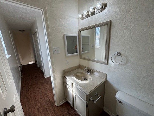 819 Over Ridge Drive, Grand Prairie, TX 75052