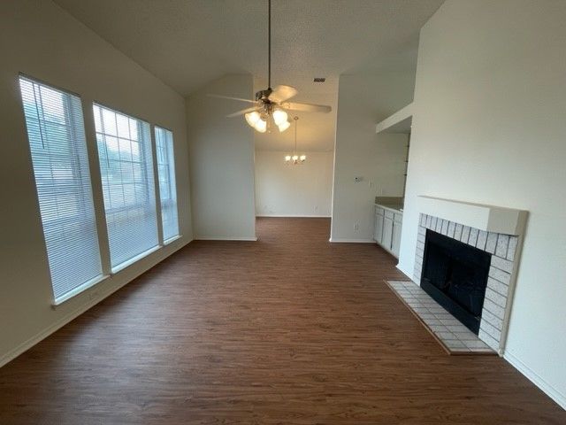 819 Over Ridge Drive, Grand Prairie, TX 75052