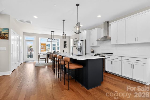 2024 Bryant Park Drive, Charlotte, NC 28208