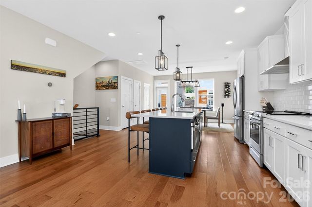 2024 Bryant Park Drive, Charlotte, NC 28208
