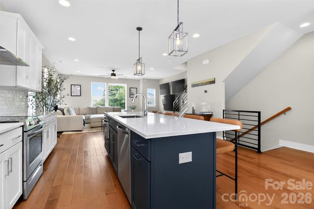 2024 Bryant Park Drive, Charlotte, NC 28208