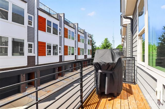 2024 Bryant Park Drive, Charlotte, NC 28208