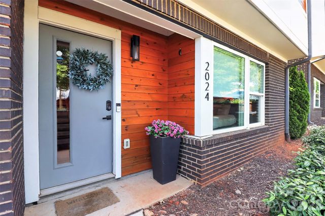2024 Bryant Park Drive, Charlotte, NC 28208