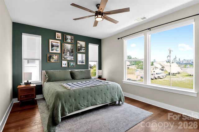 2024 Bryant Park Drive, Charlotte, NC 28208