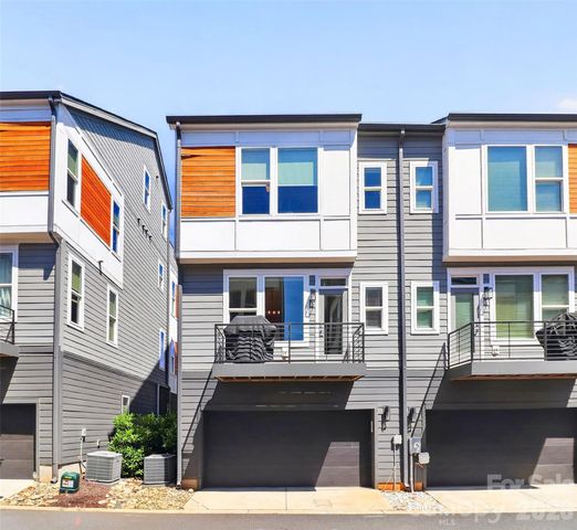 2024 Bryant Park Drive, Charlotte, NC 28208