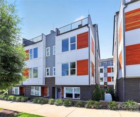 2024 Bryant Park Drive, Charlotte, NC 28208