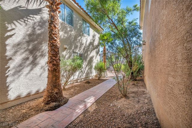 9441 Amber Valley Lane, Las Vegas, NV 89134