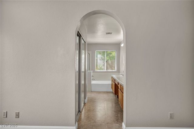 9441 Amber Valley Lane, Las Vegas, NV 89134