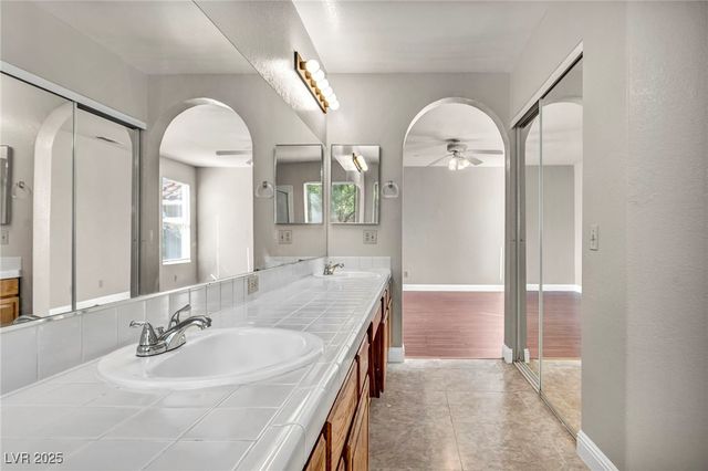 9441 Amber Valley Lane, Las Vegas, NV 89134