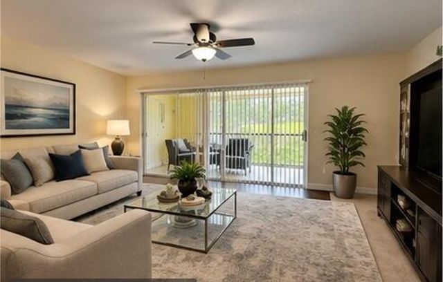 4136 Inverrary Drive 15C, Lauderhill, FL 33319