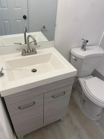 615 NE 26TH ST 7, Wilton Manors, FL 33305