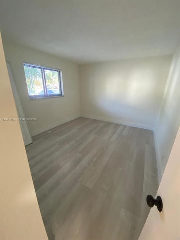615 NE 26TH ST 7, Wilton Manors, FL 33305