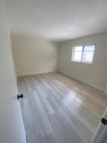 615 NE 26TH ST 7, Wilton Manors, FL 33305