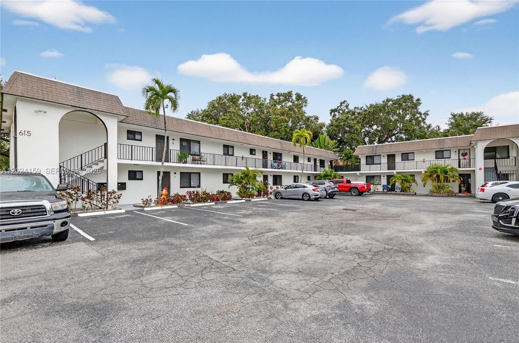615 NE 26TH ST 7, Wilton Manors, FL 33305