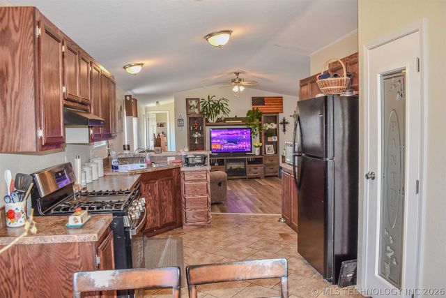 1292 E 2070 Road, Soper, OK 74759