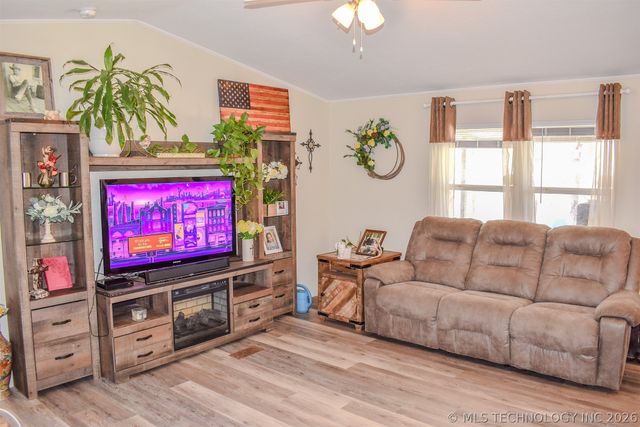 1292 E 2070 Road, Soper, OK 74759