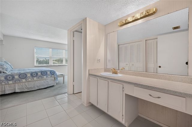 1660 Pine Valley DR 201, Fort Myers, FL 33907