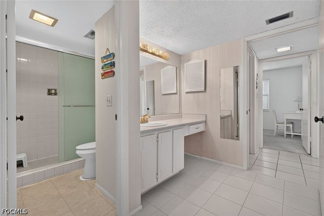 1660 Pine Valley DR 201, Fort Myers, FL 33907