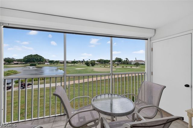 1660 Pine Valley DR 201, Fort Myers, FL 33907