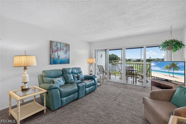 1660 Pine Valley DR 201, Fort Myers, FL 33907