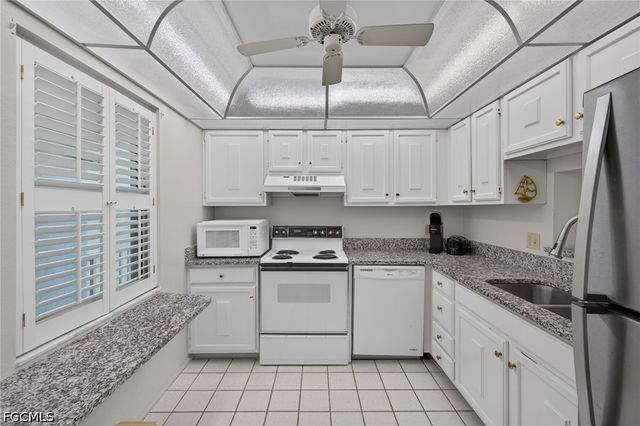 1660 Pine Valley DR 201, Fort Myers, FL 33907