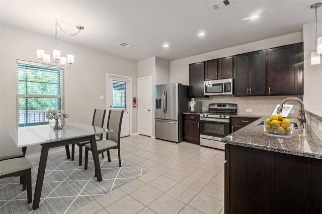 18682 Legend Oaks Drive, Magnolia, TX 77355
