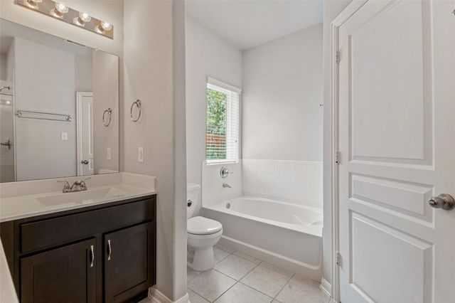 18682 Legend Oaks Drive, Magnolia, TX 77355