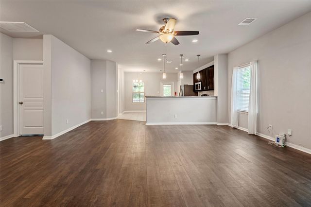 18682 Legend Oaks Drive, Magnolia, TX 77355