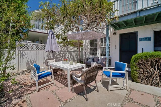 2722 Grand Canal, Los Angeles, CA 90291
