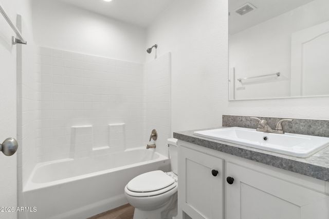701 S DOBSON Road 34, Mesa, AZ 85202