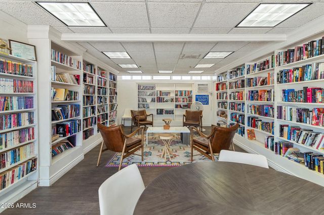 701 S DOBSON Road 34, Mesa, AZ 85202