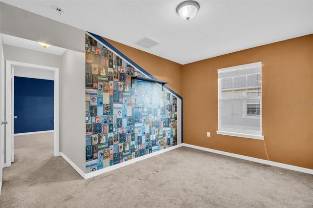 1943 GREENWOOD VALLEY DRIVE, Plant City, FL 33563