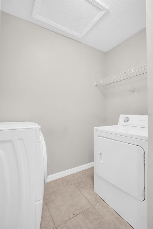 Image 38 of property listing at 1943 GREENWOOD VALLEY DRIVE, Plant City, FL 33563