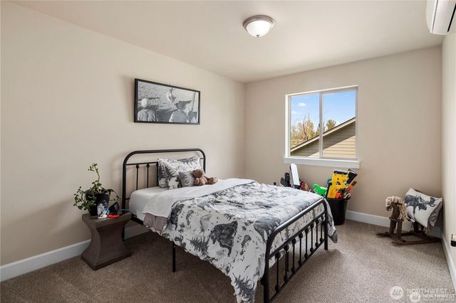 209 N McNeely Street, Buckley, WA 98321