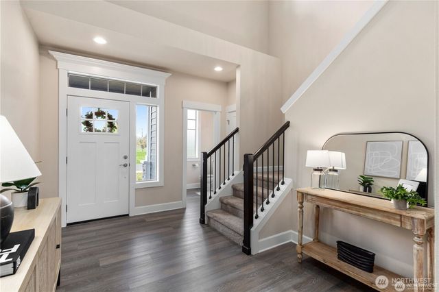 209 N McNeely Street, Buckley, WA 98321