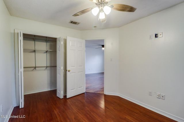 1985 Kornman Drive, Biloxi, MS 39532