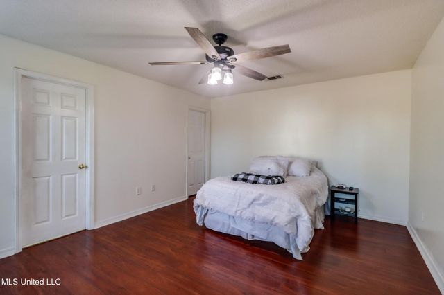 1985 Kornman Drive, Biloxi, MS 39532