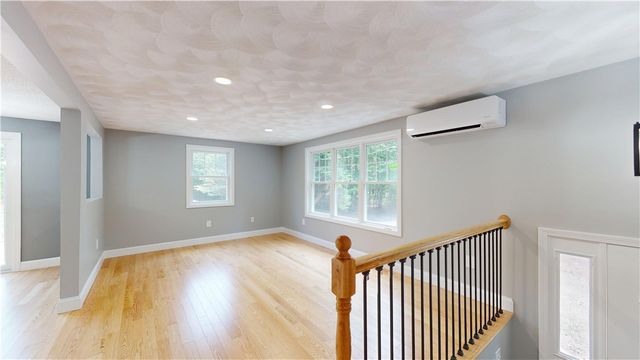 112 Cranberry Ridge Road, Glocester, RI 02857