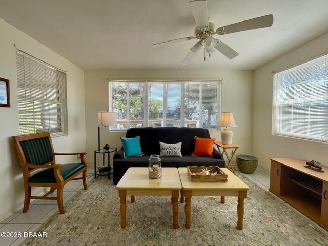 125 Lynnhurst Drive, Ormond Beach, FL 32176