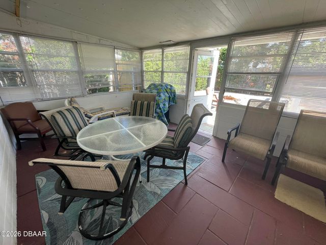 125 Lynnhurst Drive, Ormond Beach, FL 32176