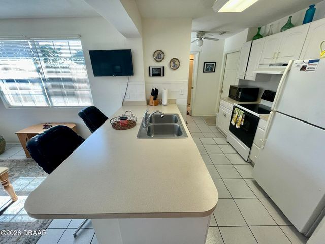 125 Lynnhurst Drive, Ormond Beach, FL 32176