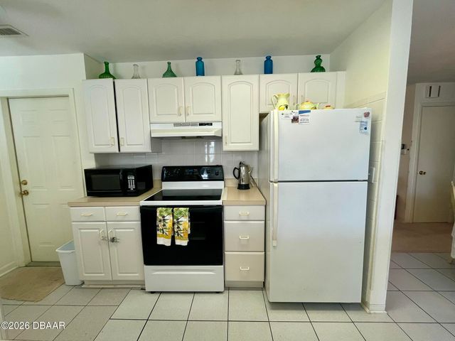 125 Lynnhurst Drive, Ormond Beach, FL 32176
