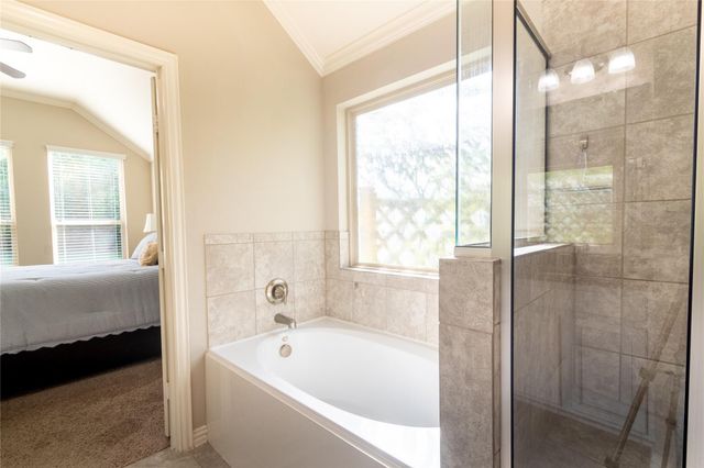 8992 S Comanche Circle, Willis, TX 77378