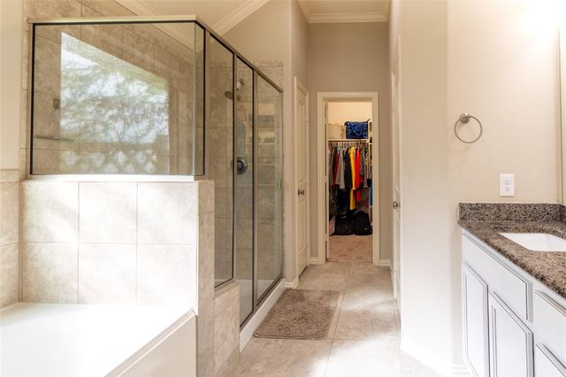 8992 S Comanche Circle, Willis, TX 77378