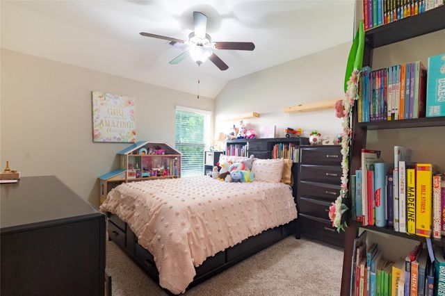 8992 S Comanche Circle, Willis, TX 77378