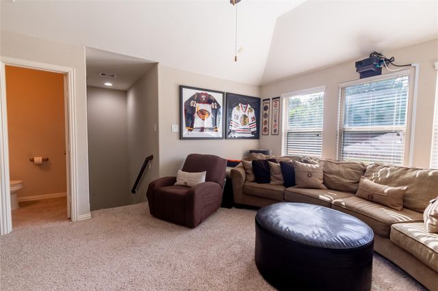 8992 S Comanche Circle, Willis, TX 77378